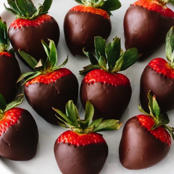 Chocolate Dipped Strawberries